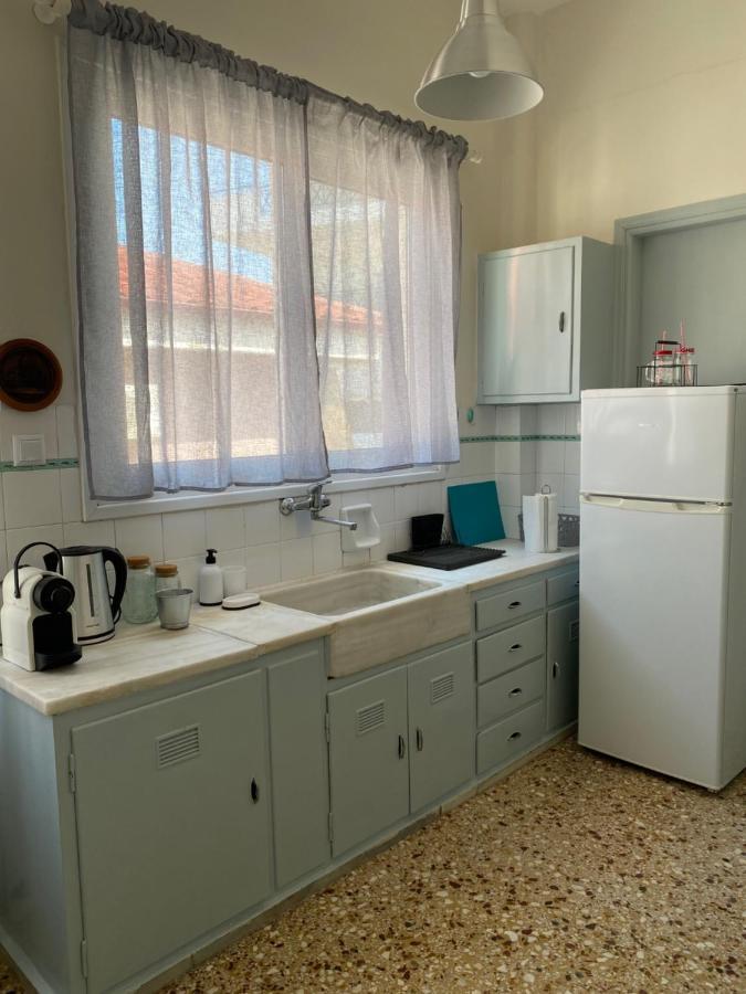 Darsiss - Agrinio Museum Apartment Экстерьер фото