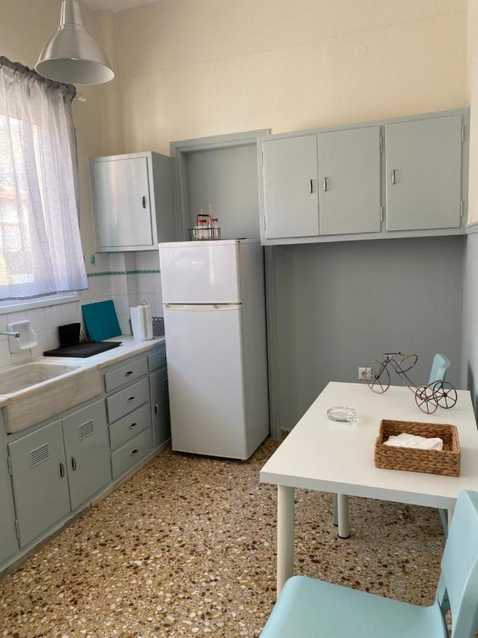Darsiss - Agrinio Museum Apartment Экстерьер фото